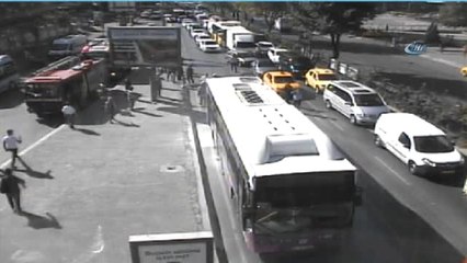 Seyir Halindeki Özel Halk Otobüsünde Korkutan Yangın