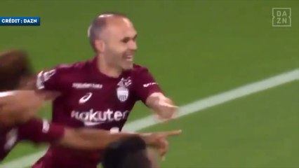 Le somptueux premier but d'Iniesta avec le Vissel Kobe