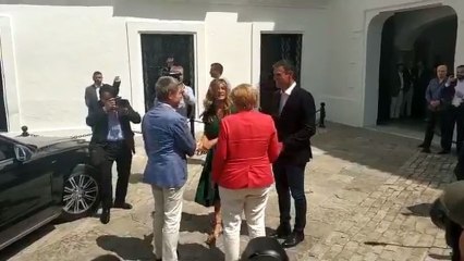 Pitada a Pedro Sánchez en Sanlucar de Barrameda
