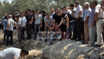 Ceremonia, i jepet lamtumira e fundit 8 viktimave të masakrës në Selenicë