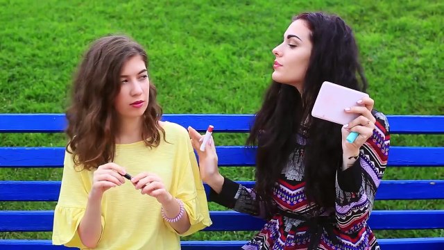 10 RECETTES DIY DE BAUME, EXFOLIANT ET BRILLANT À LÈVRES