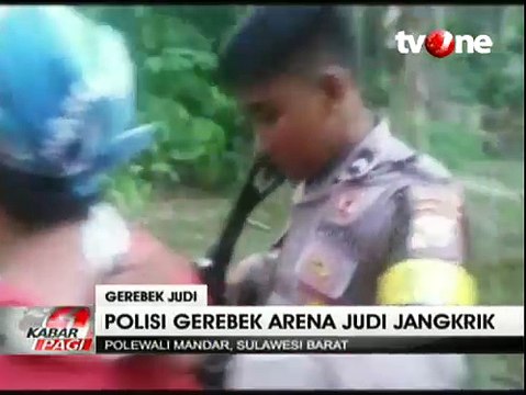 Penjudi Adu Jangkrik Kocar-kacir Digerebek Polisi