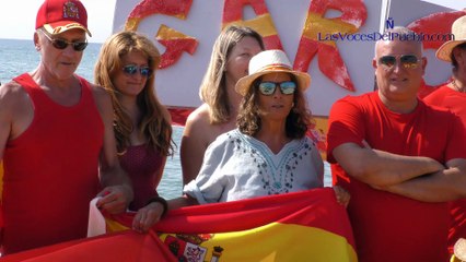 Devuelvan a España su libertad en Playa del Prat cantando el himno de la Resistencia Catalana