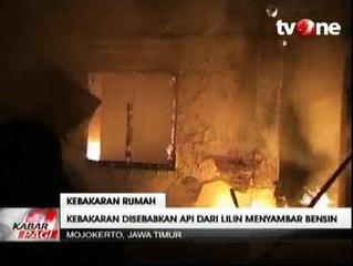 Akibat Lilin Menyambar Bensin, Satu Rumah Ludes Terbakar