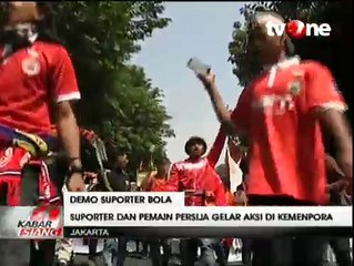 Ribuan Suporter dan Pemain Persija Gelar Demo di Kemenpora