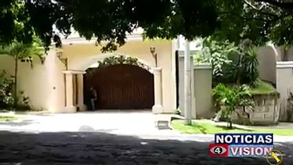 Una de las propiedades incautadas por la FGR del ex presidente Elías Antonio Saca, se encuentra una casa  que ha sido denominada como " El monumento a  la corru