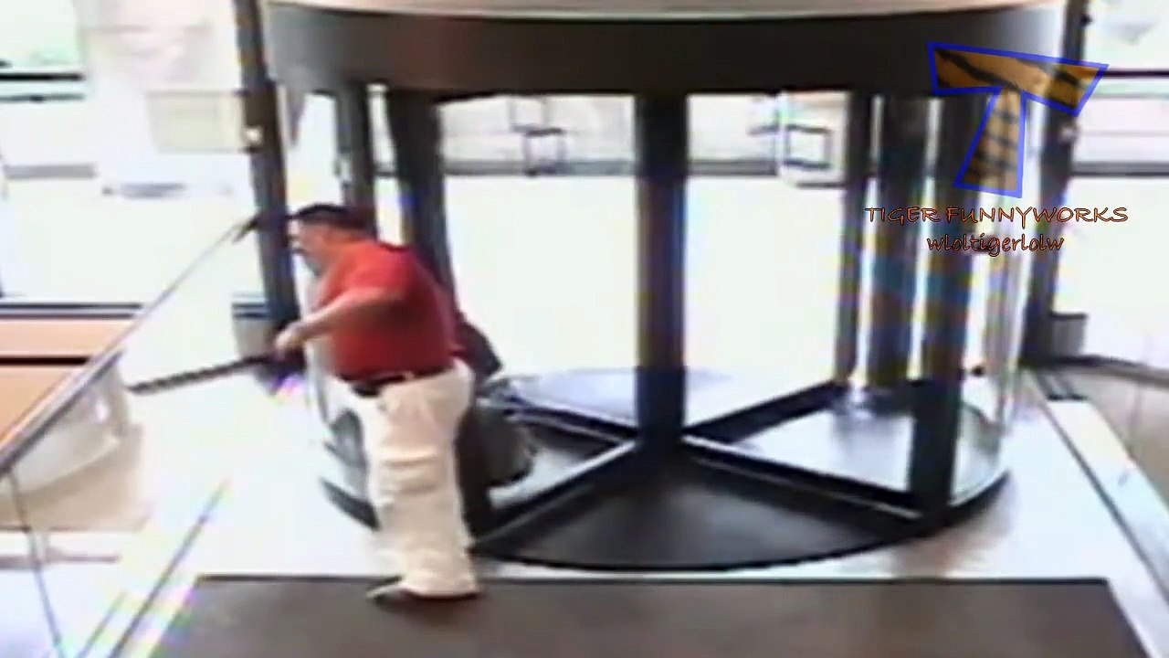 People hitting into walls and glass - Fail compilation