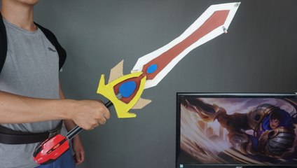 DIY Garen Controller Sword by Cardboard & Gaming Mouse - League of Legends