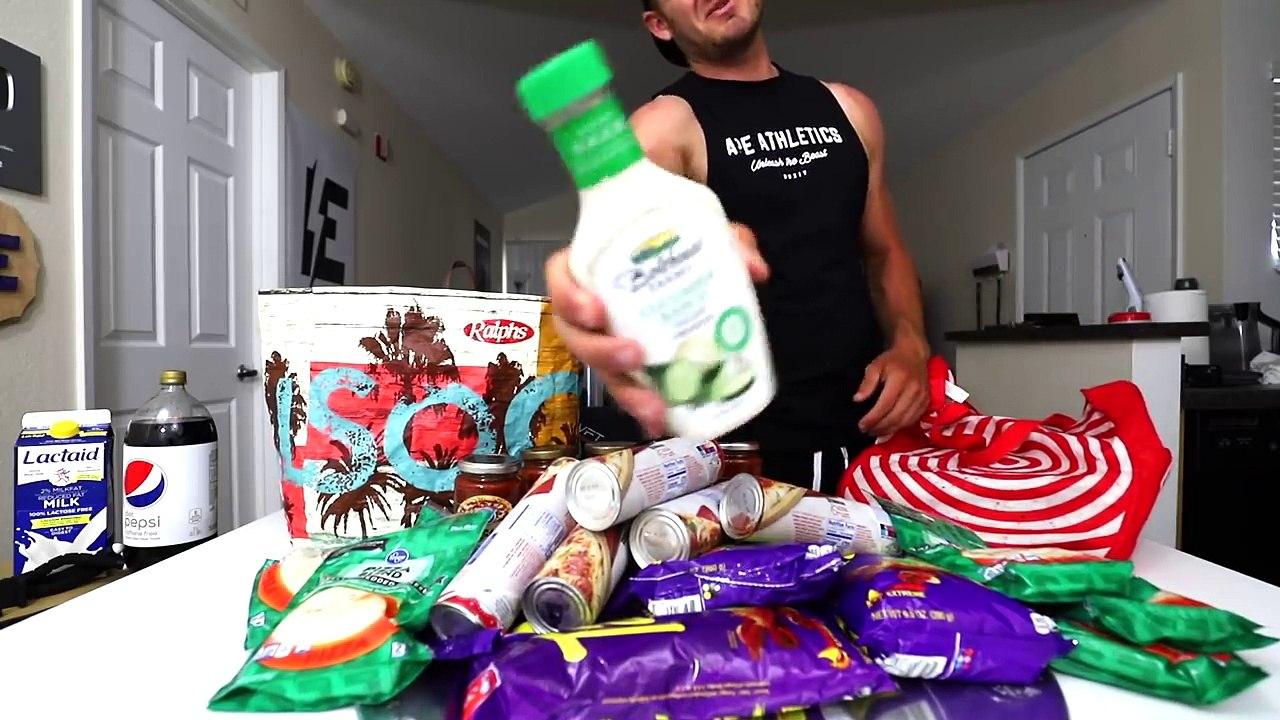 THE TREMENDOUS TAKIS PIZZA CHALLENGE (12,000+ CALORIES)