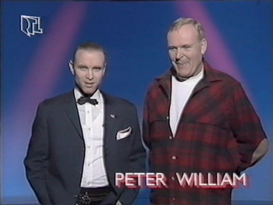 s2e3 Joe Wiliams und Peter William nach dem Geburtstagsangriff von Rene Lassartesse an Horst Brack 1990-04-09
