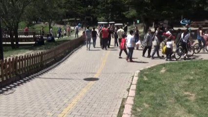 Hafta Sonunu Fırsat Bilen Vatandaşlar Balık Tutup Mangal Yaptı