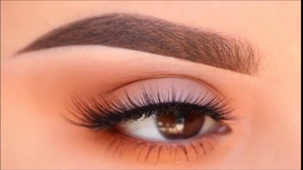 Perfect Eyebrow Tutorial using L.A. Girl Brow Pomade