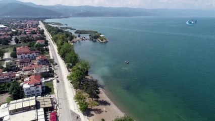 Gölün Dibinde Yatan 100 Yılın Keşfi Havadan ve Su Altından Böyle Görüntülendi