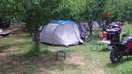 İzmir Motosiklet Tutkunları Gölcük Kampında Buluştu