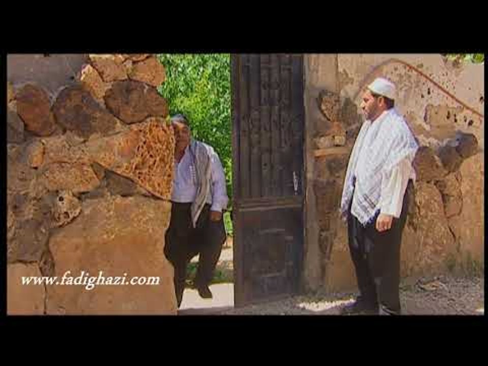 المخرج سالم الكردي في اطرف مشهد