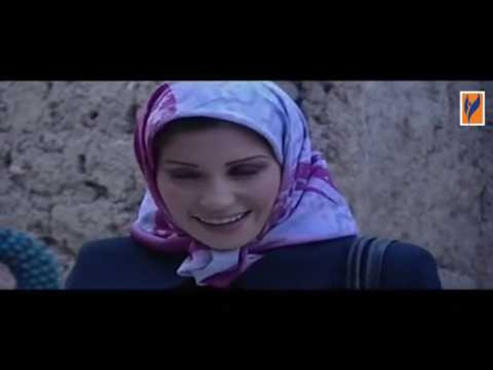 ايمن رضا و يارا صبري في جلسة غزل غير شكل