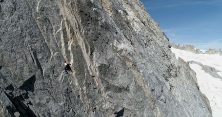 Dani Arnold - Speed Record on the Grandes Jorasses north face