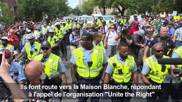 Washington: une poignée de néonazis devant la Maison Blanche