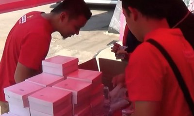 Komunitas Sale For Help Membuat Warung Amal