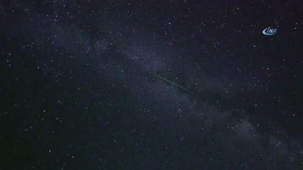Meteor Yağmuru Gökyüzünü Aydınlattı