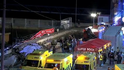 شاهد: انهيار منصة مهرجان غنائي في البحر بإسبانيا