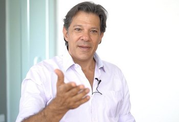 Haddad só tem chance se for mais que boneco de ventríloquo