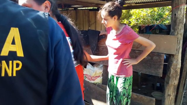 La familia de la chica rescatada de una secta en Perú, feliz por su regreso