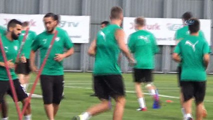 Bursaspor’da Ekong ve Kembo antrenmana katılmadı