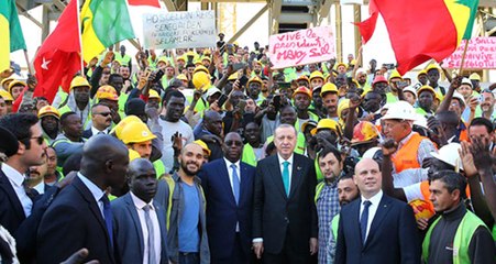 Senegalli Vatandaşlar, Türk Mallarının Kullanımı Arttırmak İçin Kampanya Başlattı