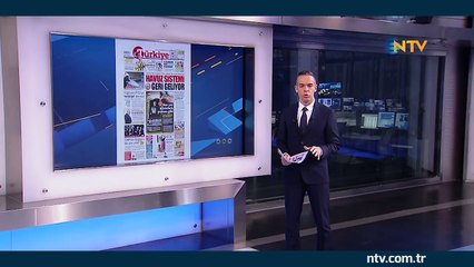 İstanbul'da şiddetli fırtına... (Zeytinburnu'nda bir gemi kıyıya vurdu)