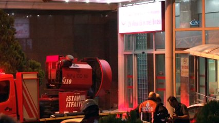 Fatih’teki hastane yangını söndürüldü