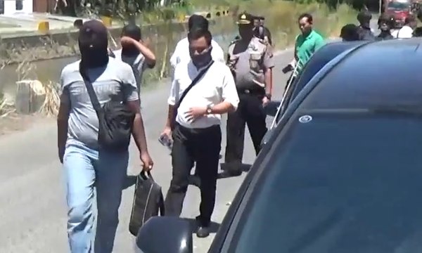 Densus 88 Tangkap 5 Terduga Teroris Kelompok JAD di Sumbar