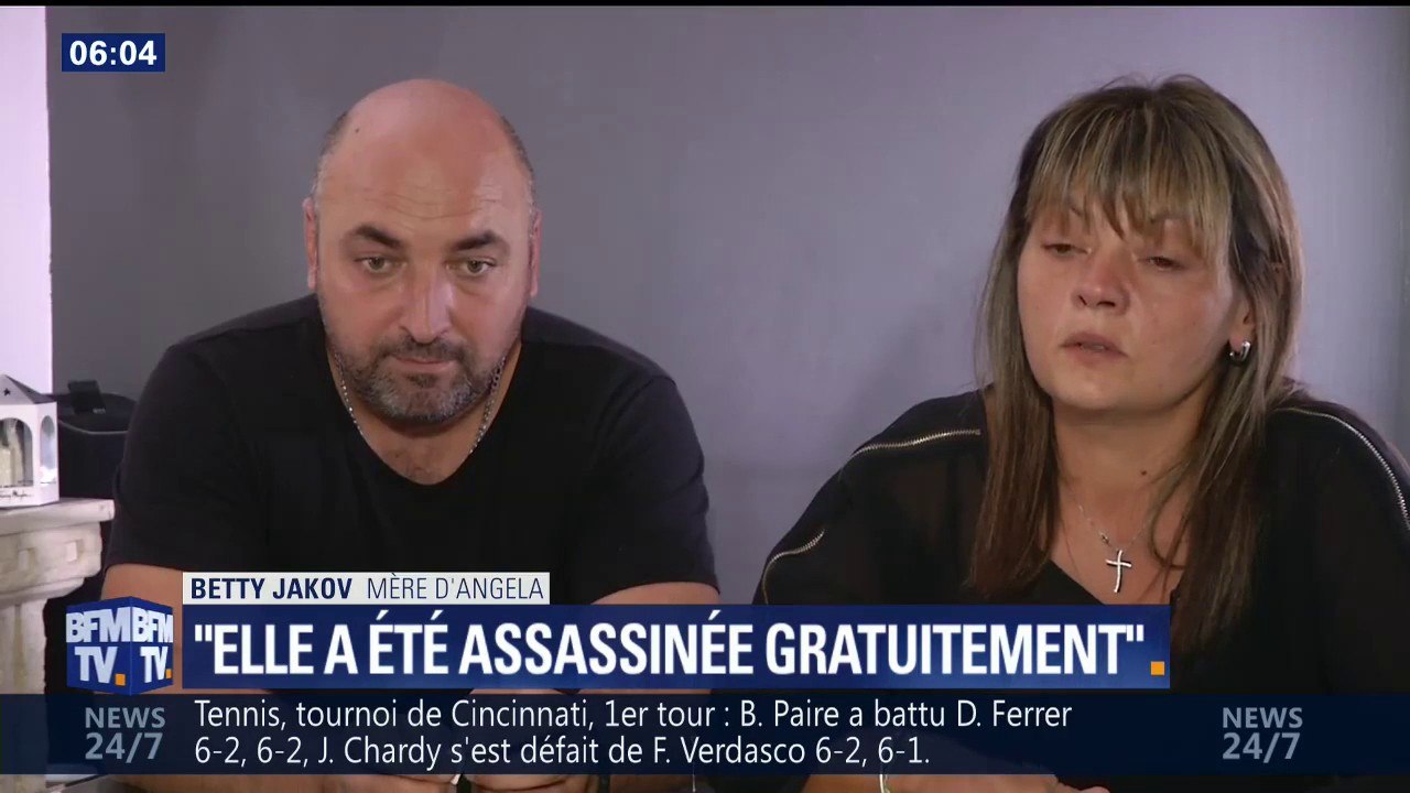 Attaque à la voiture bélier: "Elle a été assassinée gratuitement", témoignent un an après les parents d'Angela