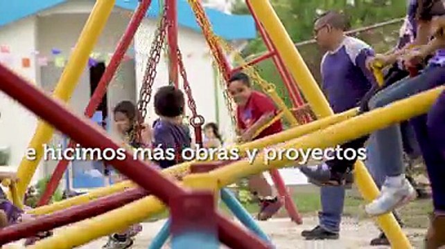 Nayib Bukele propone exonerar de impuesto e IVA a 100 mil familias de escasos recursos