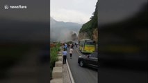 مشهد مخيف لإنهيار الأرض فجأة في الصين