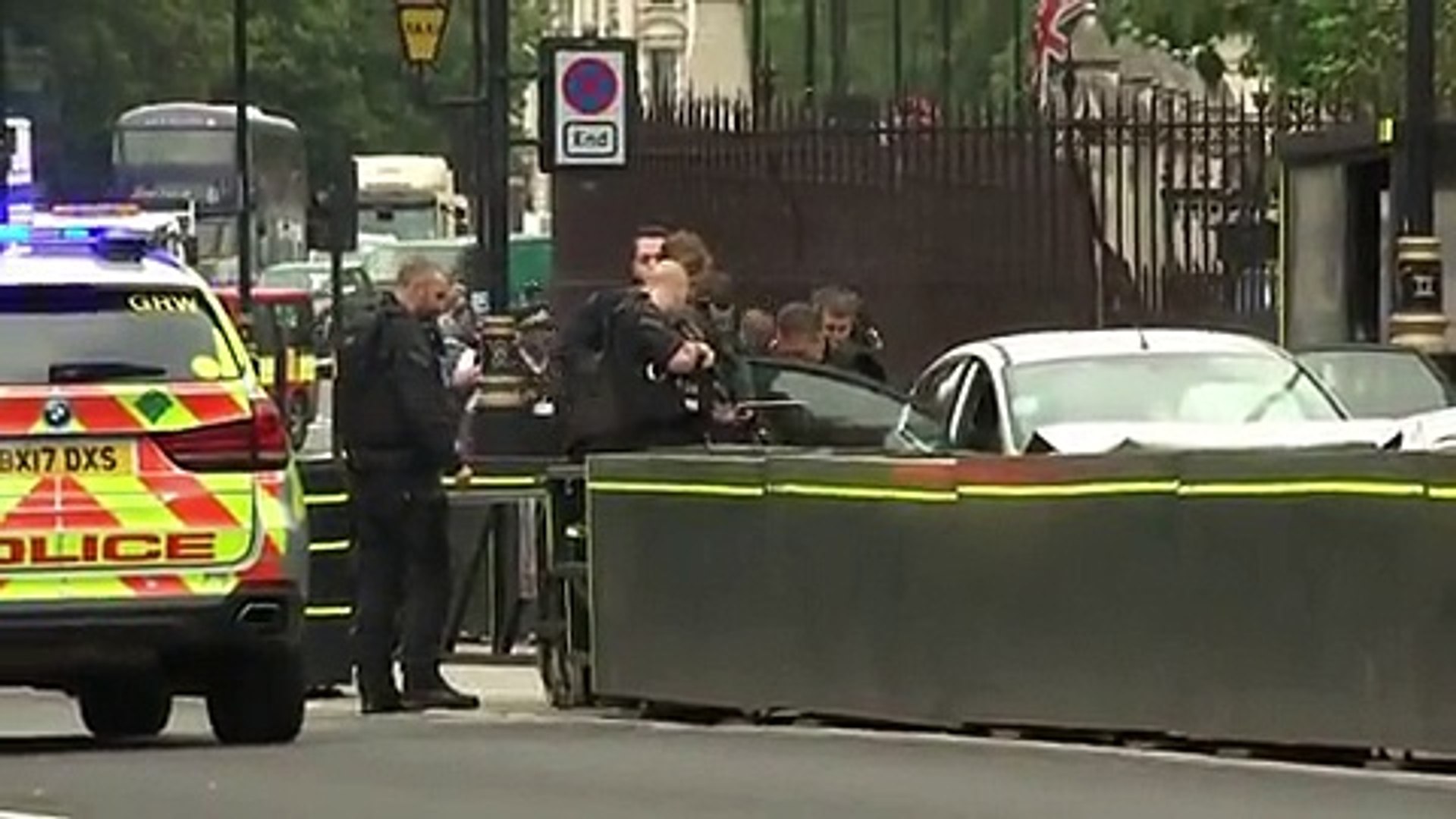 ⁣Uk police