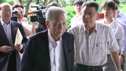 김기춘, 공관서 대법관과 회동...강제징용 재판 개입 정황 / YTN