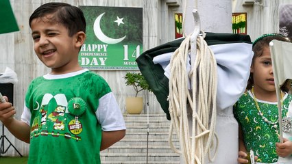 பாகிஸ்தான் சிறையில் இருந்த 30 இந்தியர்கள் விடுதலை- வீடியோ