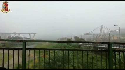 İtalya'da otoyol köprüsü çöktü: Onlarca ölü var