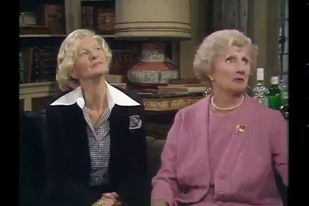 Two's Company (S1E1) The Bait - BRITISH COMEDY - Elaine Stritch