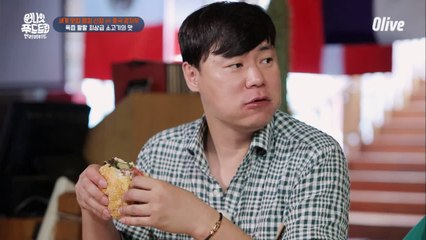 나이아가라 폭포처럼 쏟아지는 미국식 햄버거의 고기 육즙!
