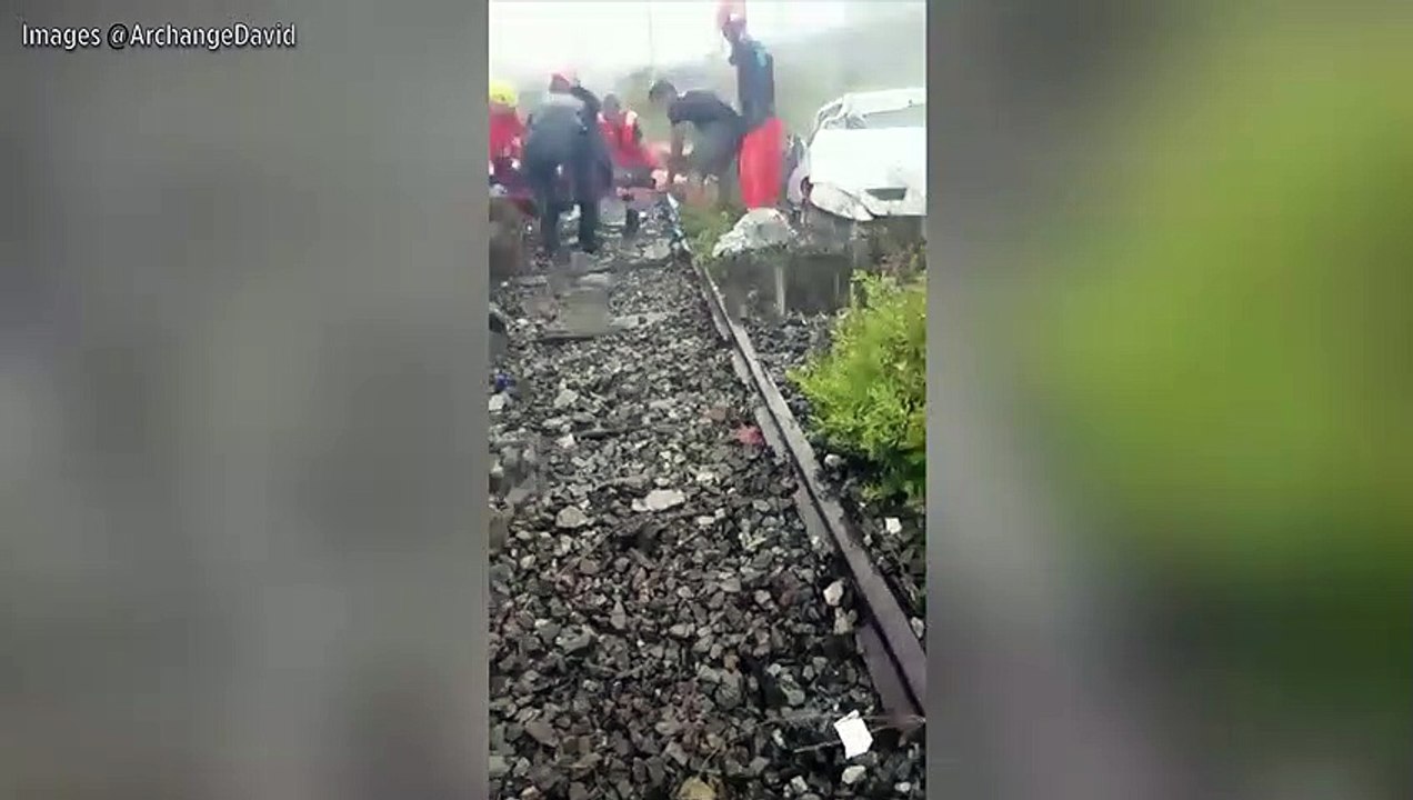 Les images de l'écroulement du viaduc de Gênes