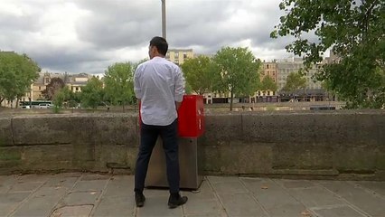 مراحيض عامة في الهواء الطلق تثير غضب سكان باريس