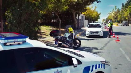 Bayramda trafik kuralı ihlaline karşı 'hatalı sürücüye kırmızı düdük' kampanyası - ANKARA