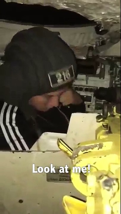 Guy lets his girlfriend fire his tank