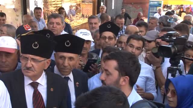 Stk Üyelerinden Döviz Bozdurma Eylemi