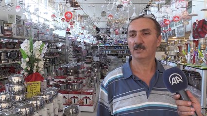 Dolarını bozdurana çaydanlık hediye - KARABÜK