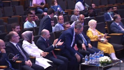 Adalet Bakanı Abdülhamit Gül: 'Türkiye bin yıldır hiçbir gücün, hiçbir egemenliğin boyunduruğu altına girmemiştir. Bir gün bile esaret yaşamamıştır, kıyamete kadar da özgür ve bağımsız şekilde yaşamaya devam edecektir'