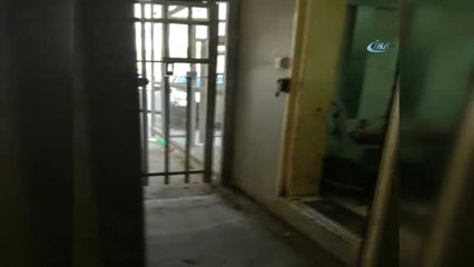 İsrail Askerleri Tarafından Gözaltına Alınan Çocuk Gözyaşlarına Boğuldu