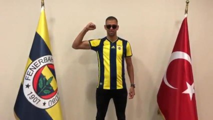 Turquie - Désastreuse ? Hilarante ? La présentation de Slimani à Fenerbahce a fait le buzz